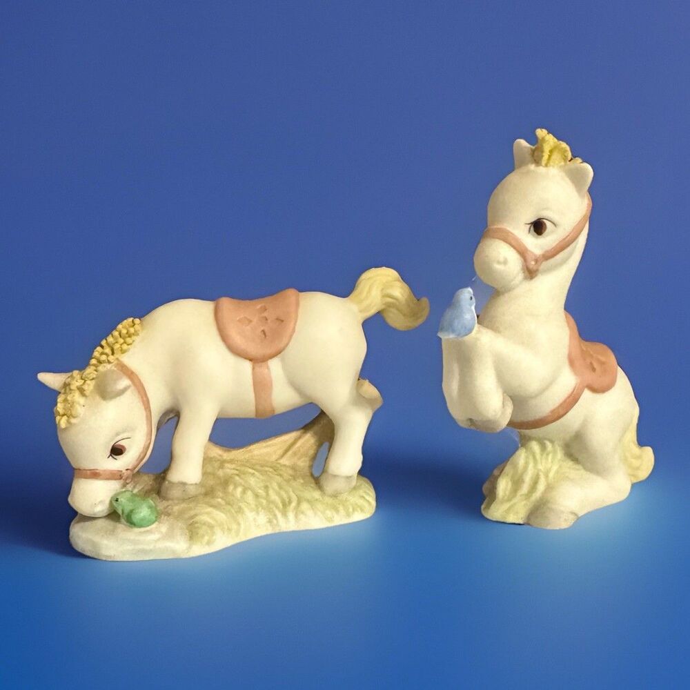 Vintage Bisque Nursery Pony w Bird , Frog Porcelain figurines EIC Malaysia 1987